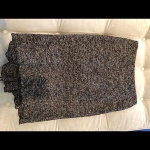 Hi-lo tweed pencil skirt